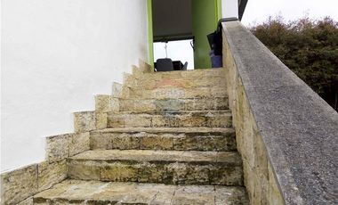 CASA DE CAMPO MODERNA EN VENTA – LA CALERA, VEREDA BUENOS AIRES (LOTE LA PAZ)