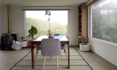 CASA DE CAMPO MODERNA EN VENTA – LA CALERA, VEREDA BUENOS AIRES (LOTE LA PAZ)