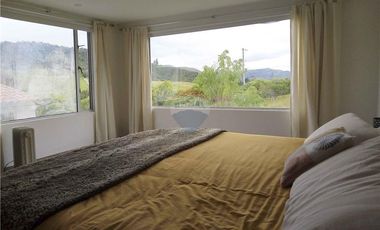 CASA DE CAMPO MODERNA EN VENTA – LA CALERA, VEREDA BUENOS AIRES (LOTE LA PAZ)