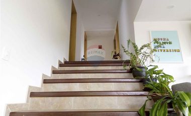 CASA DE CAMPO MODERNA EN VENTA – LA CALERA, VEREDA BUENOS AIRES (LOTE LA PAZ)