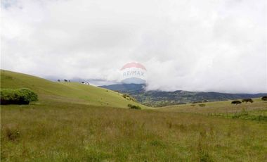 CASA DE CAMPO MODERNA EN VENTA – LA CALERA, VEREDA BUENOS AIRES (LOTE LA PAZ)