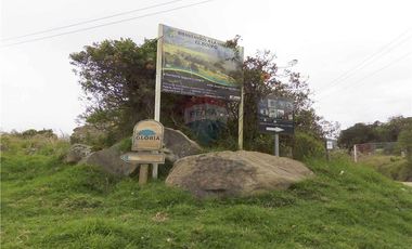 CASA DE CAMPO MODERNA EN VENTA – LA CALERA, VEREDA BUENOS AIRES (LOTE LA PAZ)