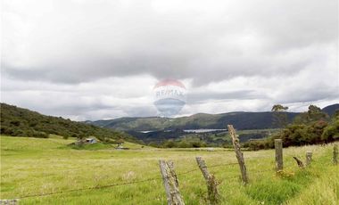 CASA DE CAMPO MODERNA EN VENTA – LA CALERA, VEREDA BUENOS AIRES (LOTE LA PAZ)