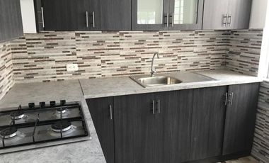 Vendo casa, conjunto, Mitad del Mundo