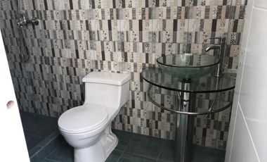 Vendo casa, conjunto, Mitad del Mundo