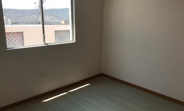 Vendo casa, conjunto, Mitad del Mundo