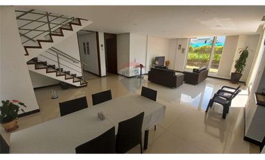 CASA AMPLIA EN CONDOMINIO EXCLUSIVO – BARILOCHE 23, FUSAGASUGÁ