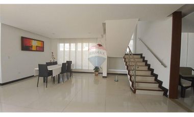 CASA AMPLIA EN CONDOMINIO EXCLUSIVO – BARILOCHE 23, FUSAGASUGÁ