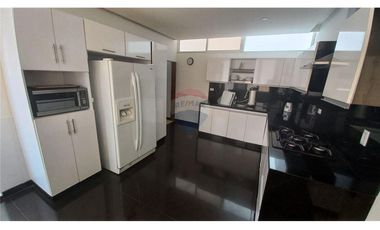 CASA AMPLIA EN CONDOMINIO EXCLUSIVO – BARILOCHE 23, FUSAGASUGÁ