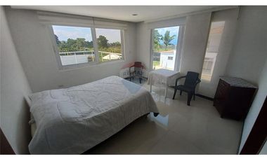 CASA AMPLIA EN CONDOMINIO EXCLUSIVO – BARILOCHE 23, FUSAGASUGÁ