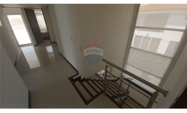 CASA AMPLIA EN CONDOMINIO EXCLUSIVO – BARILOCHE 23, FUSAGASUGÁ