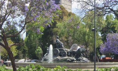 Invierte frente a la Fuente Cibeles!