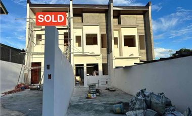 FLOOD FREE TRIPLEX UNITS 3 BR IN METEOR HOMES SUBDIVISION MARIKINA CITY