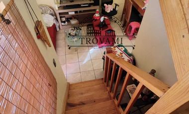 VENTA LINDA CASA 2 PISOS, BARRIO LAS FLORES, VALLE GRANDE, LAMPA