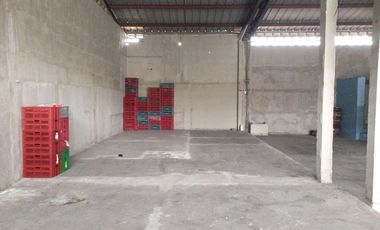 Alquiler de bodega en la ave Juan Tanca Marengo, 264 m2, sector San Felipe.