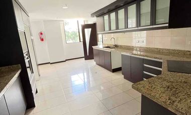 Venta departamento en Cumbaya