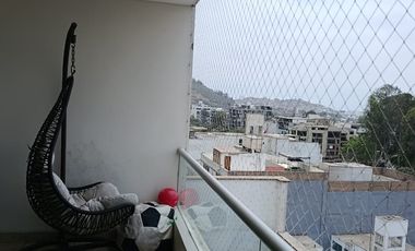 SE ALQUILA HEMOSO DEPARTAMENTO EN PRIMER PISO UBICADO EN CASUARINAS SUR