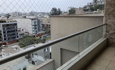 SE ALQUILA HEMOSO DEPARTAMENTO EN PRIMER PISO UBICADO EN CASUARINAS SUR