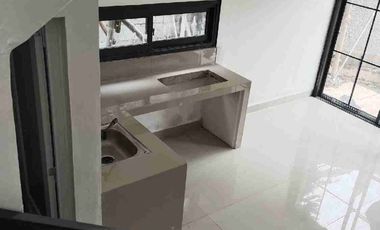 Dijual cepat rumah harga terjangkau dekat pusat perbelanjaan dan berada di pusat kota