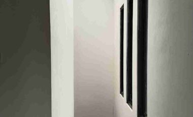 Dijual cepat rumah harga terjangkau dekat pusat perbelanjaan dan berada di pusat kota