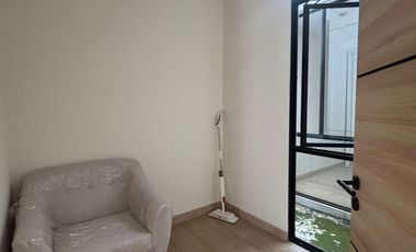 disewakan cepat rumah rapi siap huni di cendana icon lippo karawaci