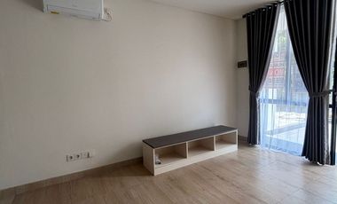 disewakan cepat rumah rapi siap huni di cendana icon lippo karawaci