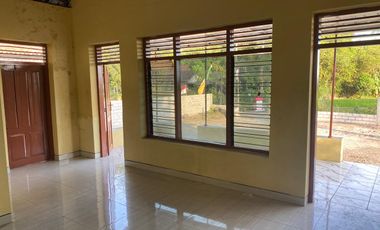 Rumah Cantik Siap Huni dengan View Sawah Asri di Klaten