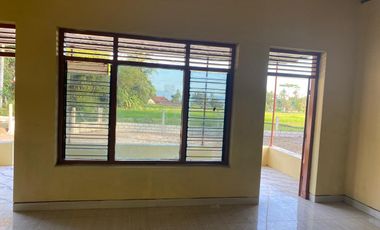 Rumah Cantik Siap Huni dengan View Sawah Asri di Klaten