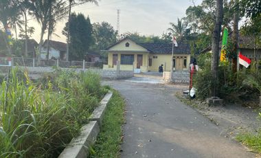 Rumah Cantik Siap Huni dengan View Sawah Asri di Klaten
