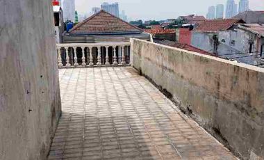 Ruko 2 lantai siap huni