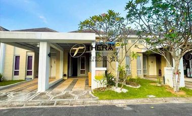 Dijual cepat rumah cantik di orchard park