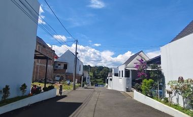Gak Apa Apa Mewah Yang Penting Murah Siap Huni dekat Kota Cimahi