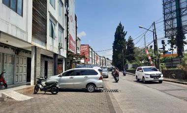 Ruko Strategis di Istana Pasteur Regency Bandung,