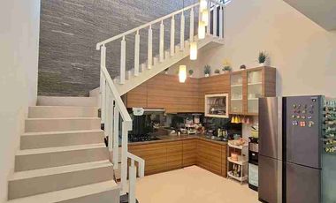 Jual Rumah Cantik 5 Kamar Furnish Batam Center di Sukajadi Nirwana