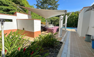 Increible casa campestre a precio de oportunidad en Restrepo-Meta