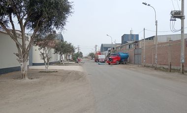 TERRENO COMERCIAL DE 1,400 M2. EN LURIN
