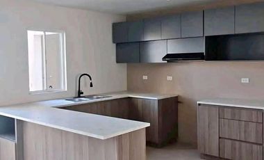 CASA NUEVA, 2 pisos, 3 recámaras, Colonia MÁRQUEZ DE LEON, Ensenada, B.C.