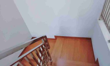 Rumah Mewah 2 lt Ling Nyaman di Pusat Kota Solo