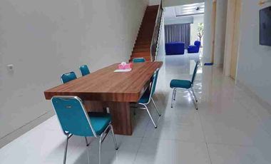 Rumah Mewah 2 lt Ling Nyaman di Pusat Kota Solo