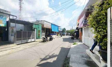 Rumah cocok untuk usaha pinggir jalan bebas banjir aren jaya bekasi timur