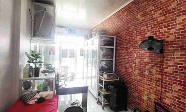 Rumah cocok untuk usaha pinggir jalan bebas banjir aren jaya bekasi timur