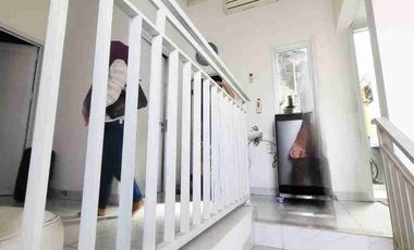 Rumah cocok untuk usaha pinggir jalan bebas banjir aren jaya bekasi timur