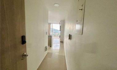 HERMOSO APARTA-ESTUDIO 