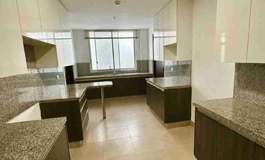 DEPARTAMENTO  DE VENTA PLANTA BAJA  EN JARDINES DE PARQUE MAGNO