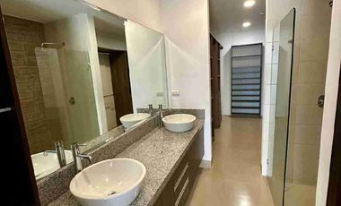 DEPARTAMENTO  DE VENTA PLANTA BAJA  EN JARDINES DE PARQUE MAGNO