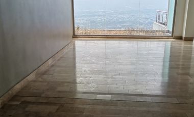 Alquiler de Departamento en Sierra del Moral, Monteserrin