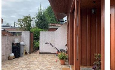 Amplia casa en sector oriente a pasos del Hospital (REBAJADA)