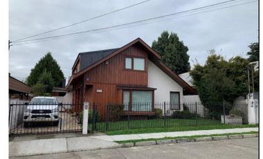 Amplia casa en sector oriente a pasos del Hospital (REBAJADA)