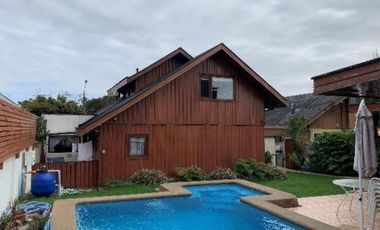 Amplia casa en sector oriente a pasos del Hospital (REBAJADA)