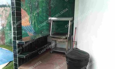 RENTA OCOTEPEC CASA CON ALBERCA CLIMATIZADA, PRIVADA CON DOBLE PORTÓN ELÉCTRICO PARA ACCESO.